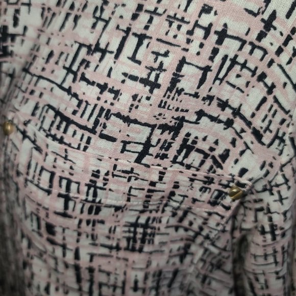 Jones New York Abstract White, Pink & Black Blouse Size Small - Picture 5 of 7